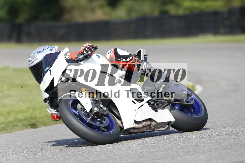 /45 10.08.2025 Plüss Moto Sport ADR/Freies Fahren/1